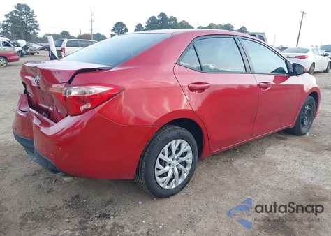 2017 Toyota Corolla Le z USA, uszkodzony, nr VIN 5YFBURHE7HP668350